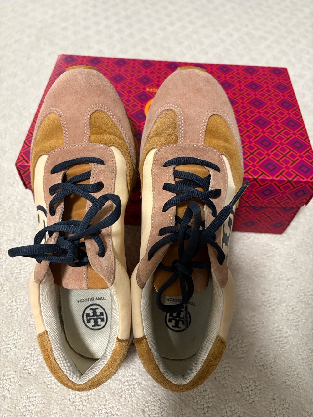 Tory Burch Annie Nylon/Nat Suede Runner - Picture 4 of 14